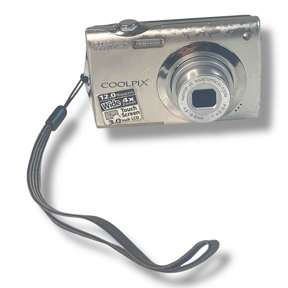 Silver Nikon Coolpix S4000 12MP Touch Screen Digital Camera Silver For Parts - Picture 1 of 5